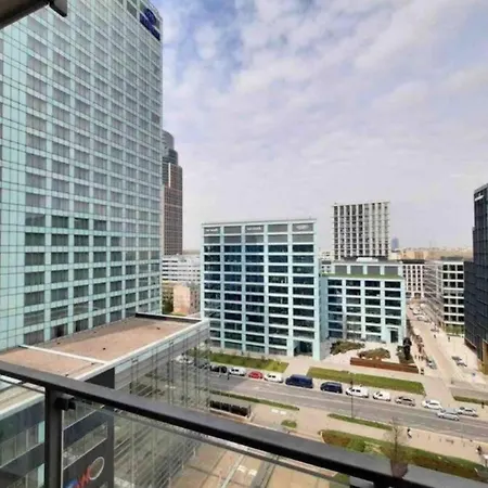 Golden - Spacious & Bright In Platinum Towers By Browary Warszawskie דירה ורשה