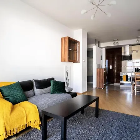 Golden - Spacious & Bright In Platinum Towers By Browary Warszawskie 바르샤바