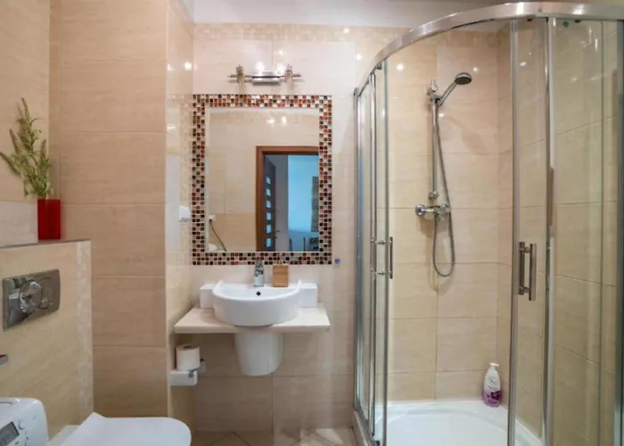 Apartment Close-golden - Spacious & Bright In Platinum Towers By Browary Warszawskie Warsaw